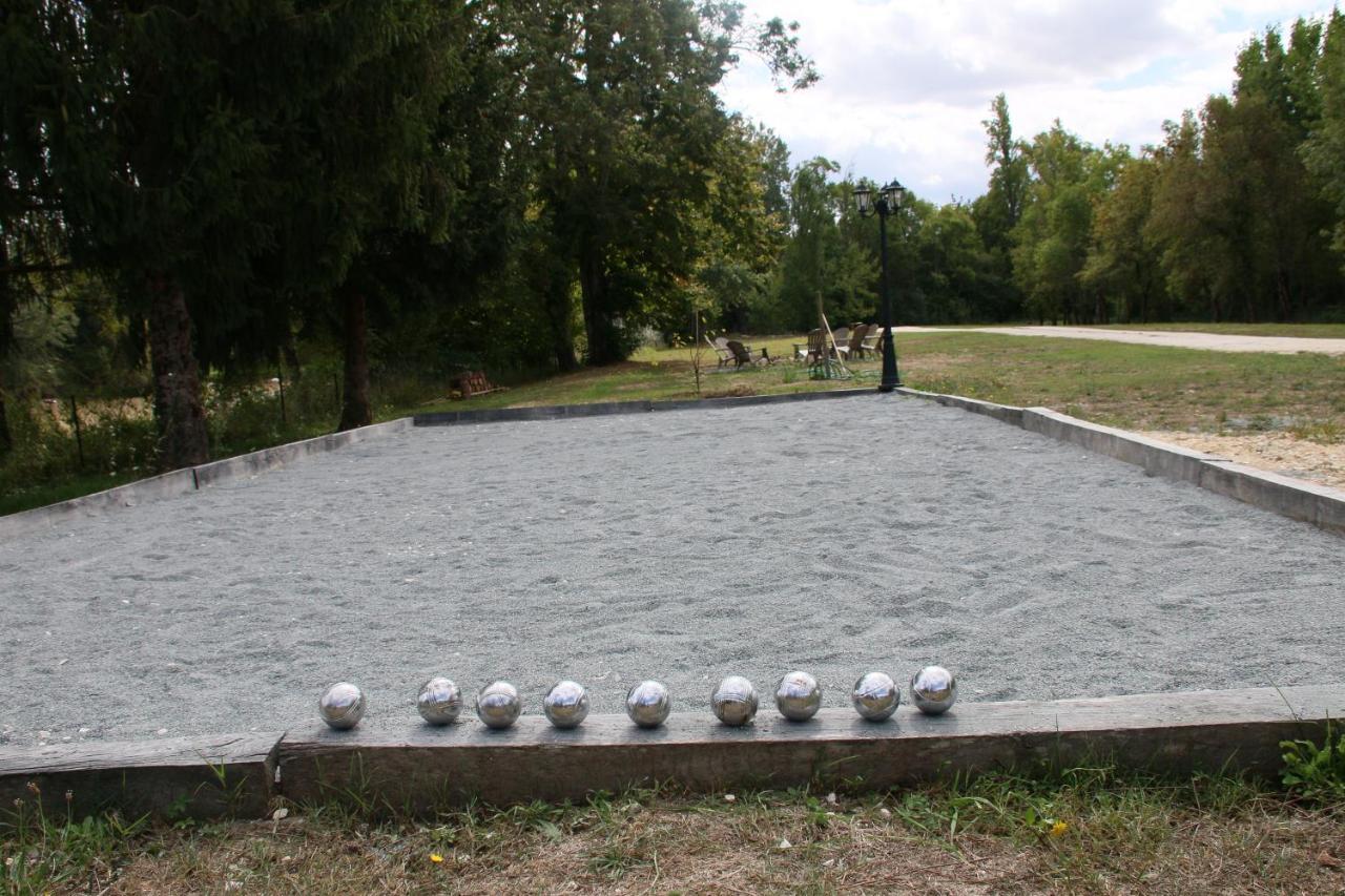 Le Bon Ami Villa Fronsac  Bagian luar foto