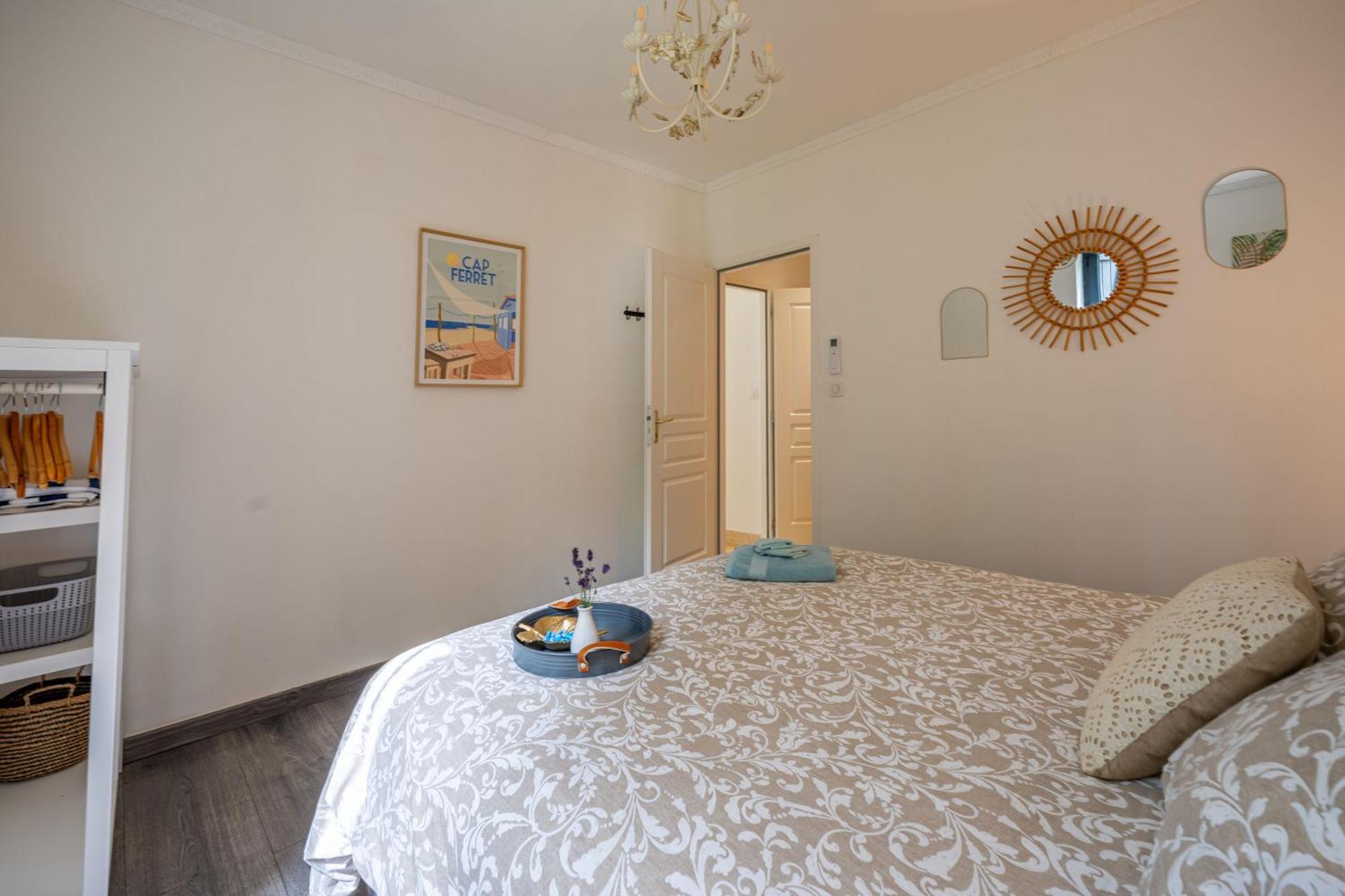Le Bon Ami Villa Fronsac  Bagian luar foto
