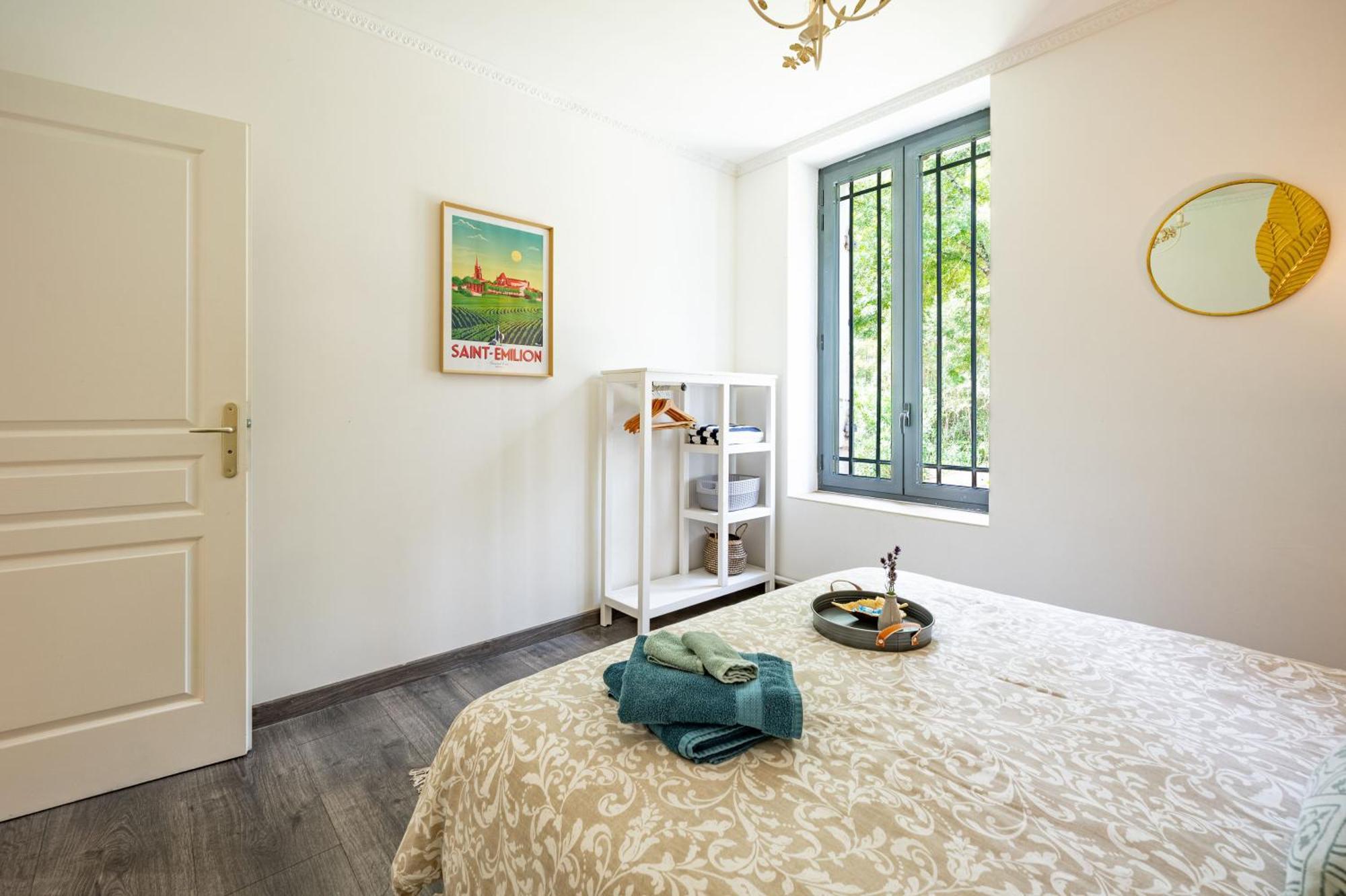 Le Bon Ami Villa Fronsac  Bagian luar foto